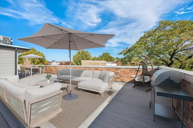 $1,899,000 | 1951 West Huron Street, Chicago, IL 60622