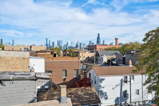 $1,899,000 | 1951 West Huron Street, Chicago, IL 60622