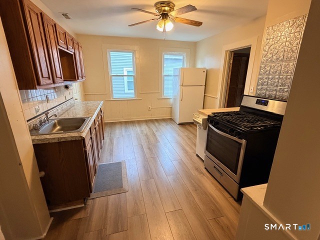 41 Harrison Avenue, Unit 2 Branford, CT 06405 - Photo 3 of 11