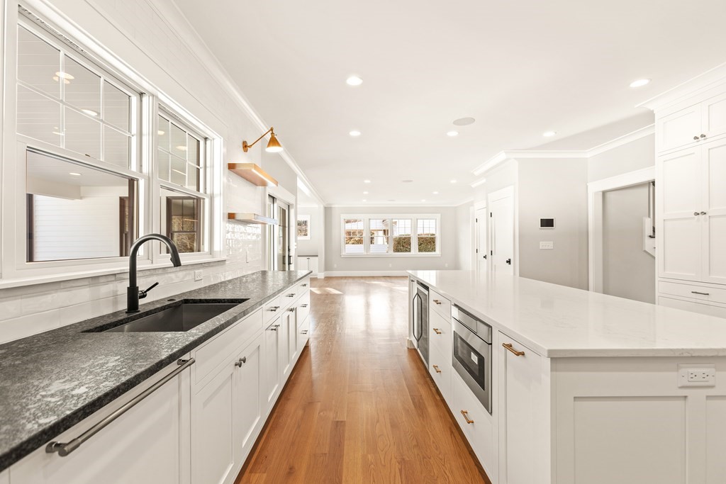 34 Ginn Road Winchester, MA 01890 - Photo 15 of 39