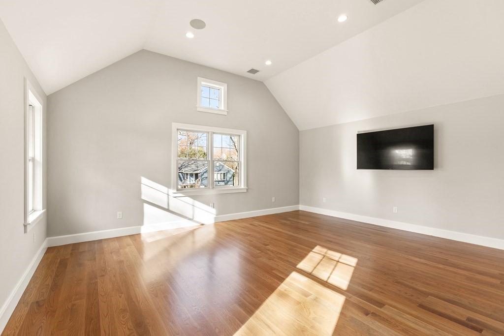 34 Ginn Road Winchester, MA 01890 - Photo 19 of 39