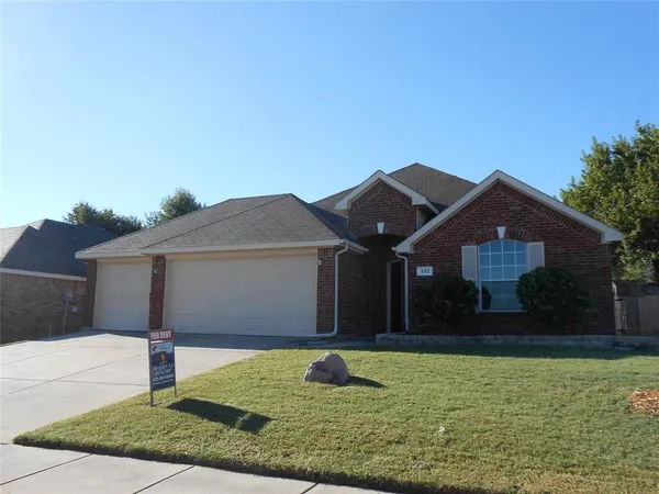 $2,200 | 492 Northbrook Avenue, Oak Point, TX 75068