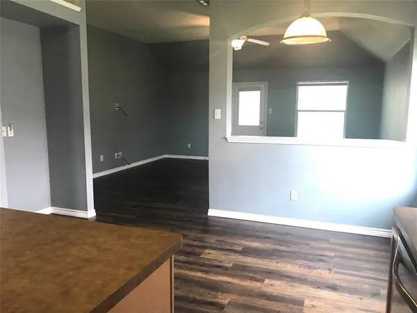 $2,200 | 492 Northbrook Avenue, Oak Point, TX 75068