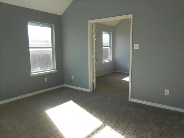 $2,200 | 492 Northbrook Avenue, Oak Point, TX 75068