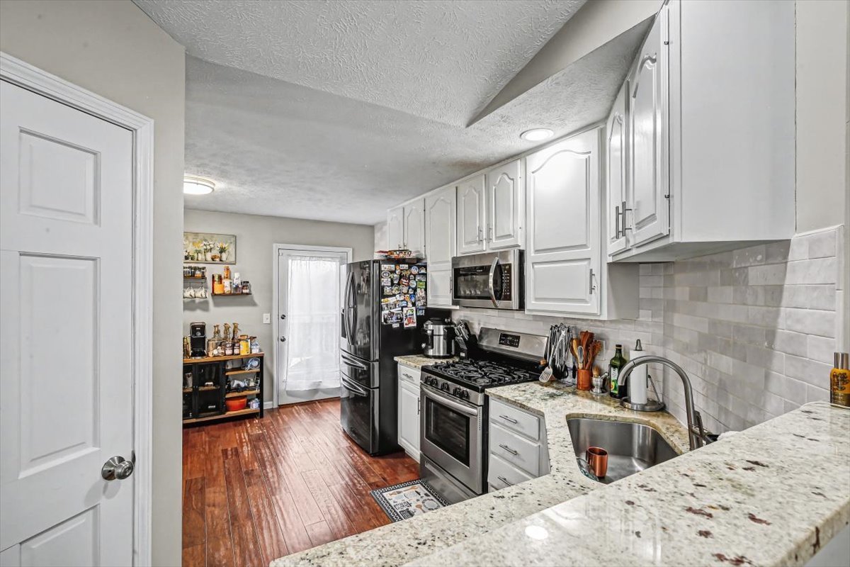 1412 Dublin Drive Normal, IL 61761 - Photo 19 of 46