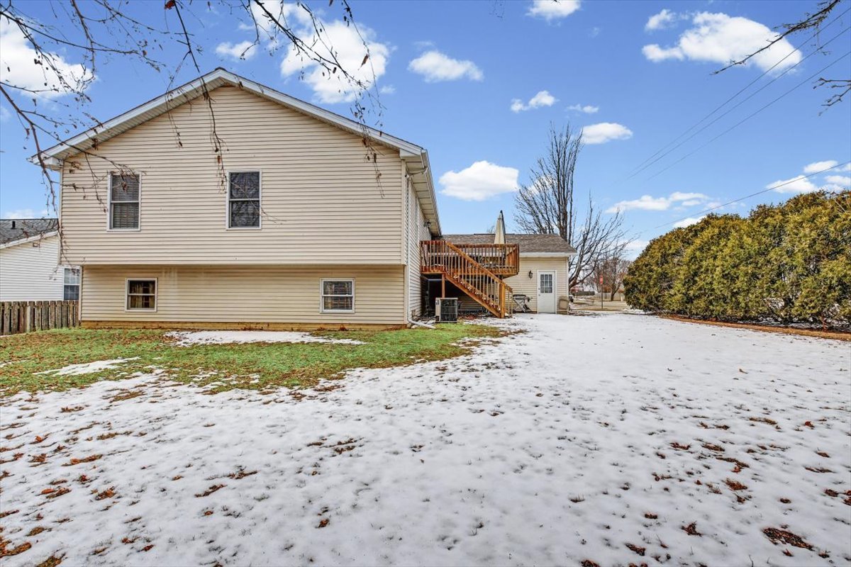 1412 Dublin Drive Normal, IL 61761 - Photo 43 of 46