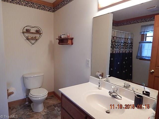 1077 Slate Road King, NC 27021 - Photo 11 of 30