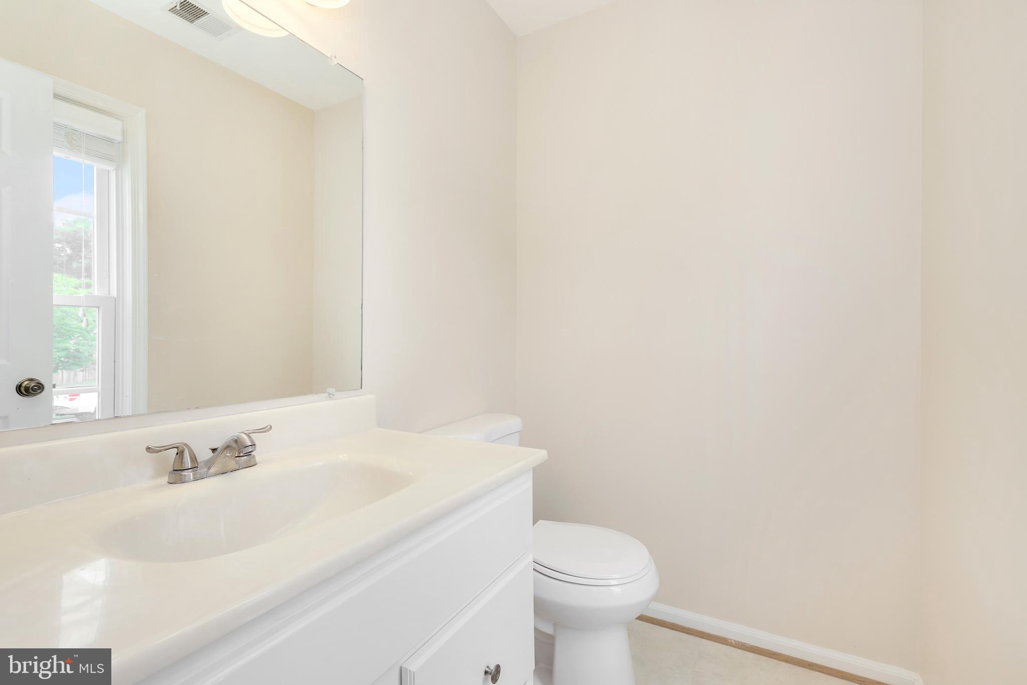 1350 Shallow Ford Road Herndon, VA 20170 - Photo 13 of 37 Gallery Image 13