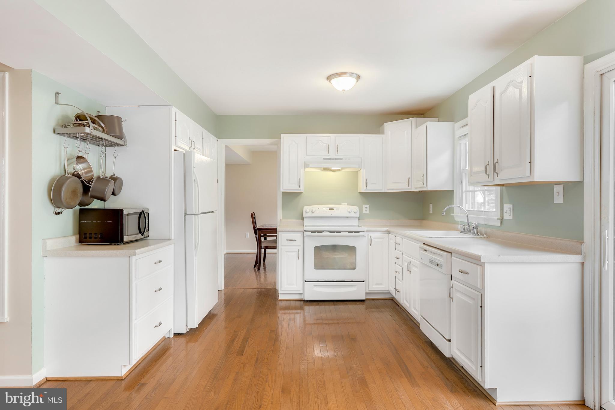 1350 Shallow Ford Road Herndon, VA 20170 - Photo 15 of 37 Gallery Image 15