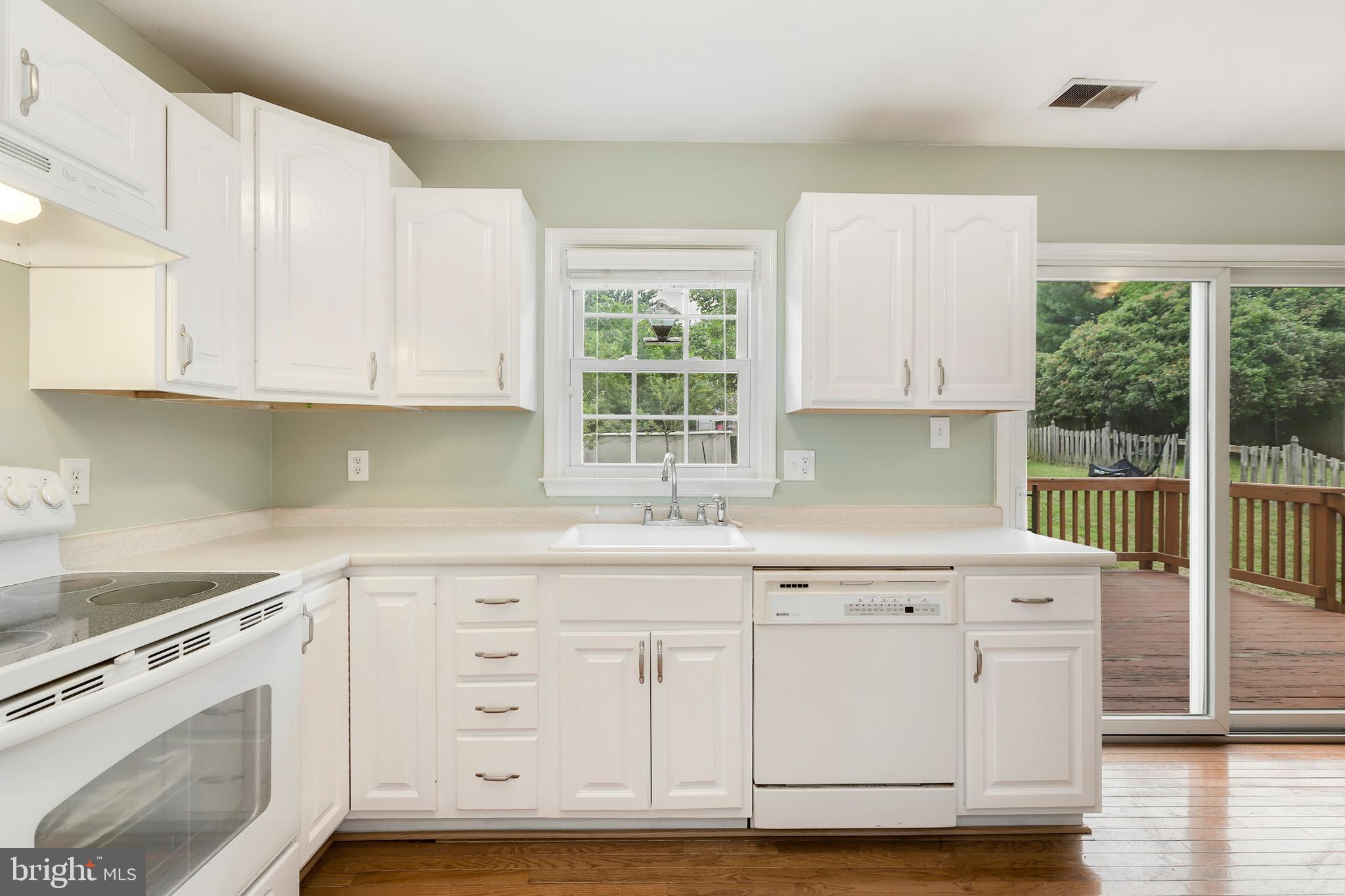 1350 Shallow Ford Road Herndon, VA 20170 - Photo 17 of 37 Gallery Image 17