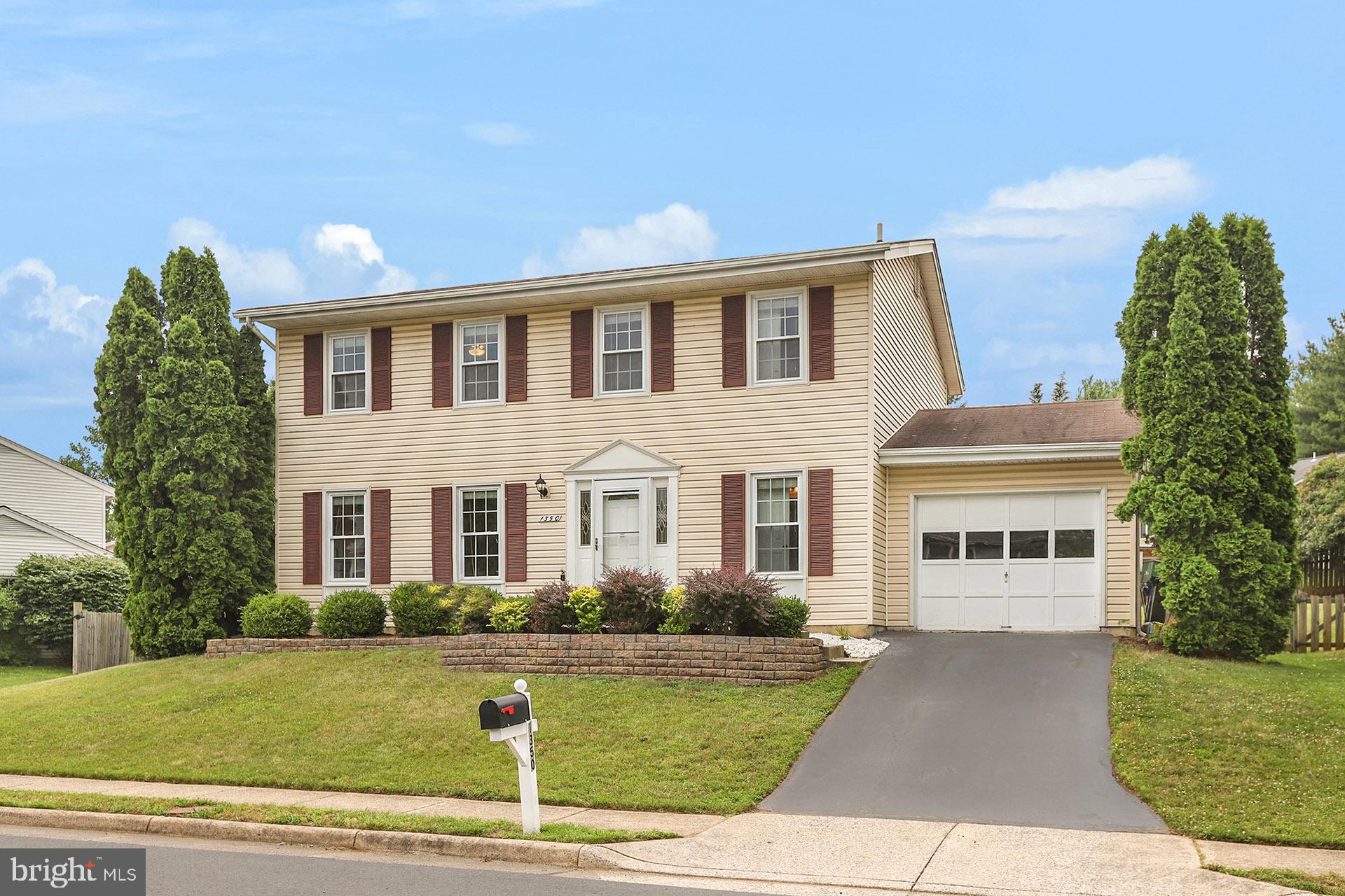 1350 Shallow Ford Road Herndon, VA 20170 - Photo 3 of 37 Gallery Image 3