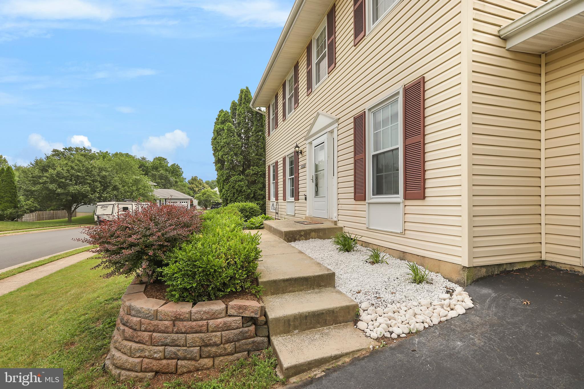 1350 Shallow Ford Road Herndon, VA 20170 - Photo 4 of 37 Gallery Image 4