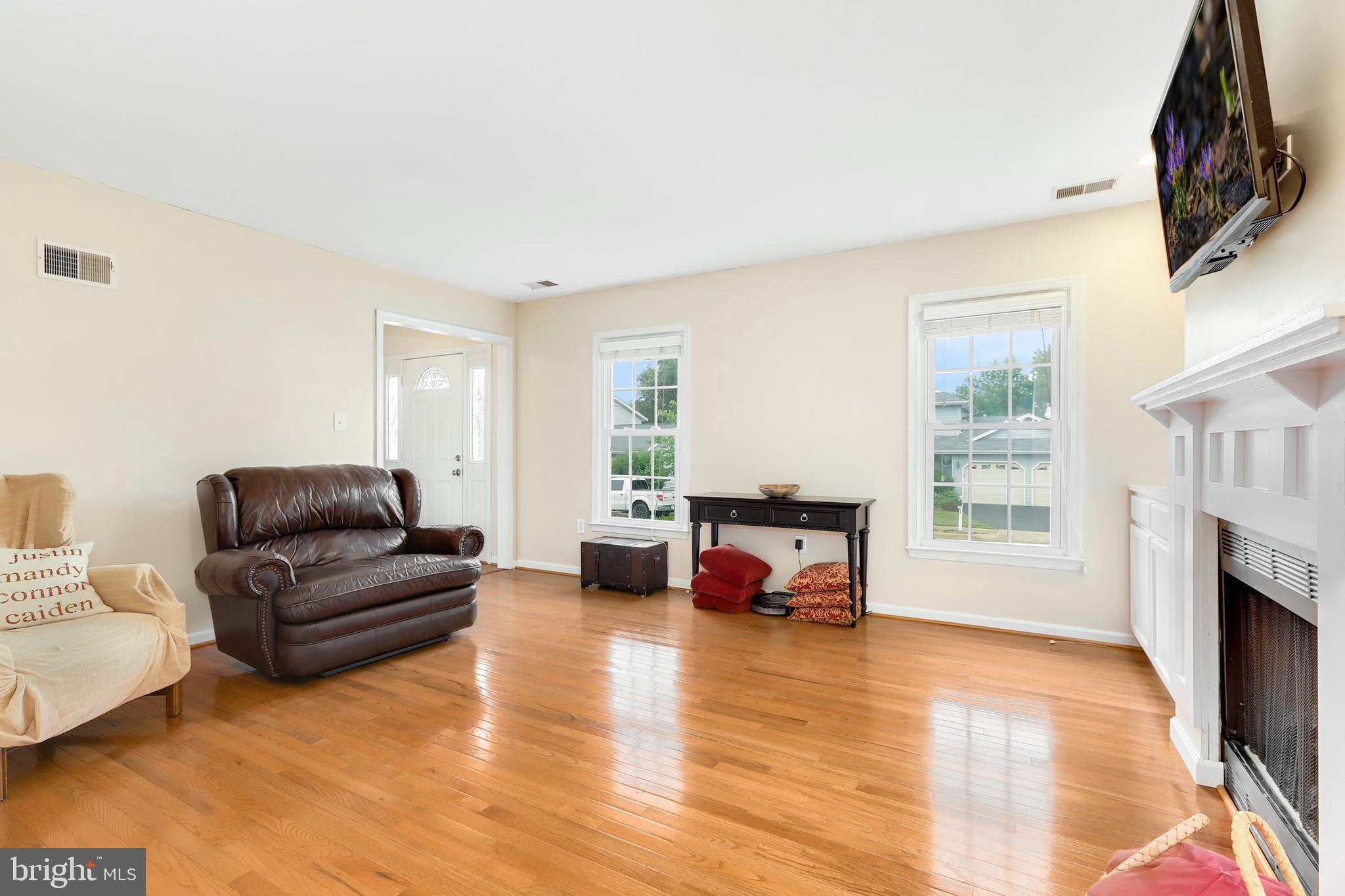 1350 Shallow Ford Road Herndon, VA 20170 - Photo 8 of 37 Gallery Image 8