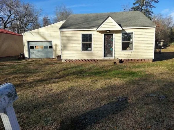 $98,999 | 405 North Lanier Street, New Boston, TX 75570