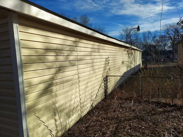 $98,999 | 405 North Lanier Street, New Boston, TX 75570