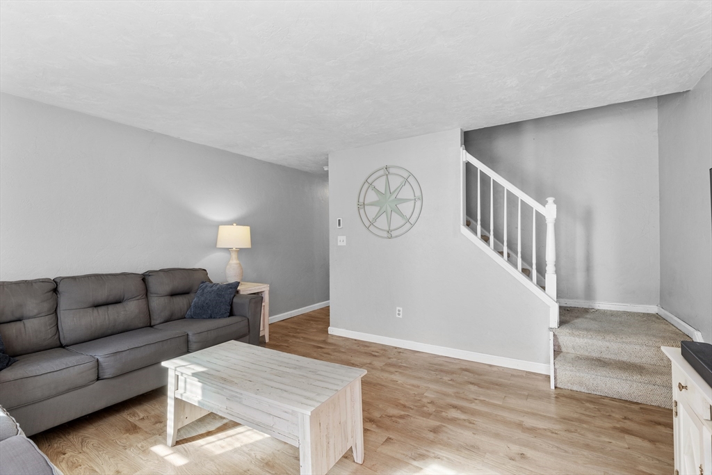 300 Falmouth Road, Unit 20D Mashpee, MA 02649 - Photo 7 of 20 Gallery Image 7