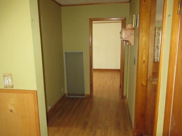 9 Norris Street Searsport, ME 04974 - Photo 14 of 29 14. Hallway