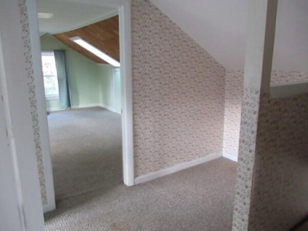 9 Norris Street Searsport, ME 04974 - Photo 25 of 29 20. 2nd Floor hallway