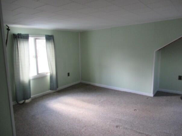 9 Norris Street Searsport, ME 04974 - Photo 27 of 29 22. 2nd Floor bedroom 2