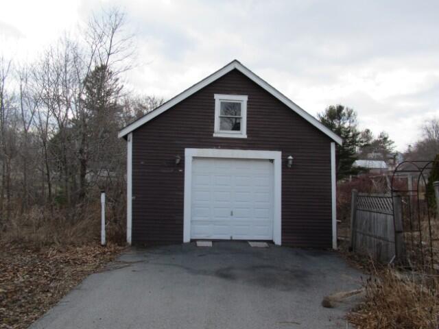 9 Norris Street Searsport, ME 04974 - Photo 5 of 29 10. Outbuilding