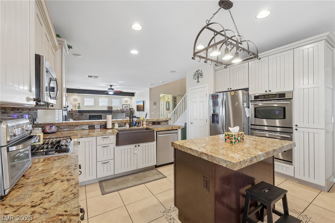 1060 Silver Star Street Henderson, NV 89002 - Photo 18 of 51