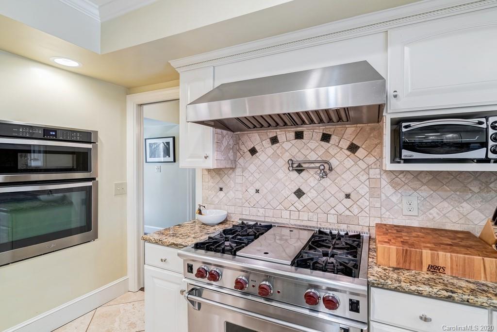 5200 Hillingdon Road Charlotte, NC 28226 - Photo 11 of 41
