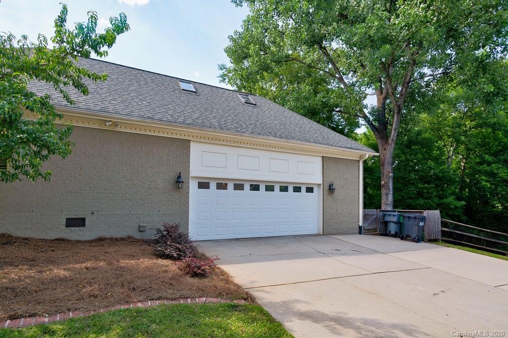5200 Hillingdon Road Charlotte, NC 28226 - Photo 38 of 41