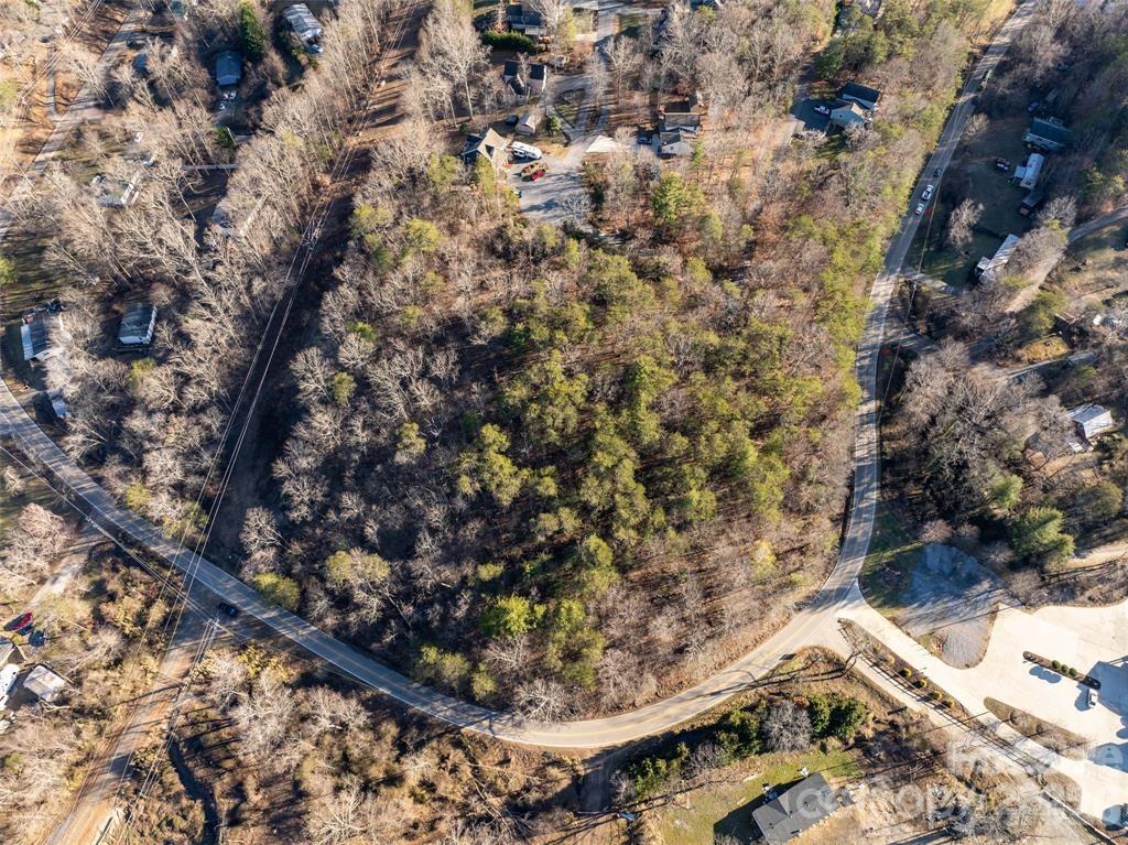 477 Rowland Rd. Swannanoa, NC 28778 - Photo 13 of 17