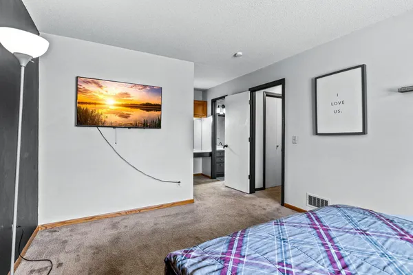 $420,000 | 16408 Griffon Trail, Lakeville, MN 55044