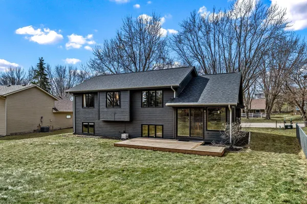 $420,000 | 16408 Griffon Trail, Lakeville, MN 55044