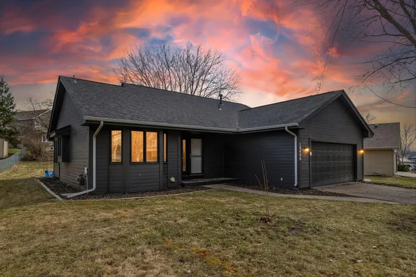 $420,000 | 16408 Griffon Trail, Lakeville, MN 55044