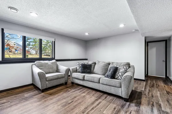 $420,000 | 16408 Griffon Trail, Lakeville, MN 55044