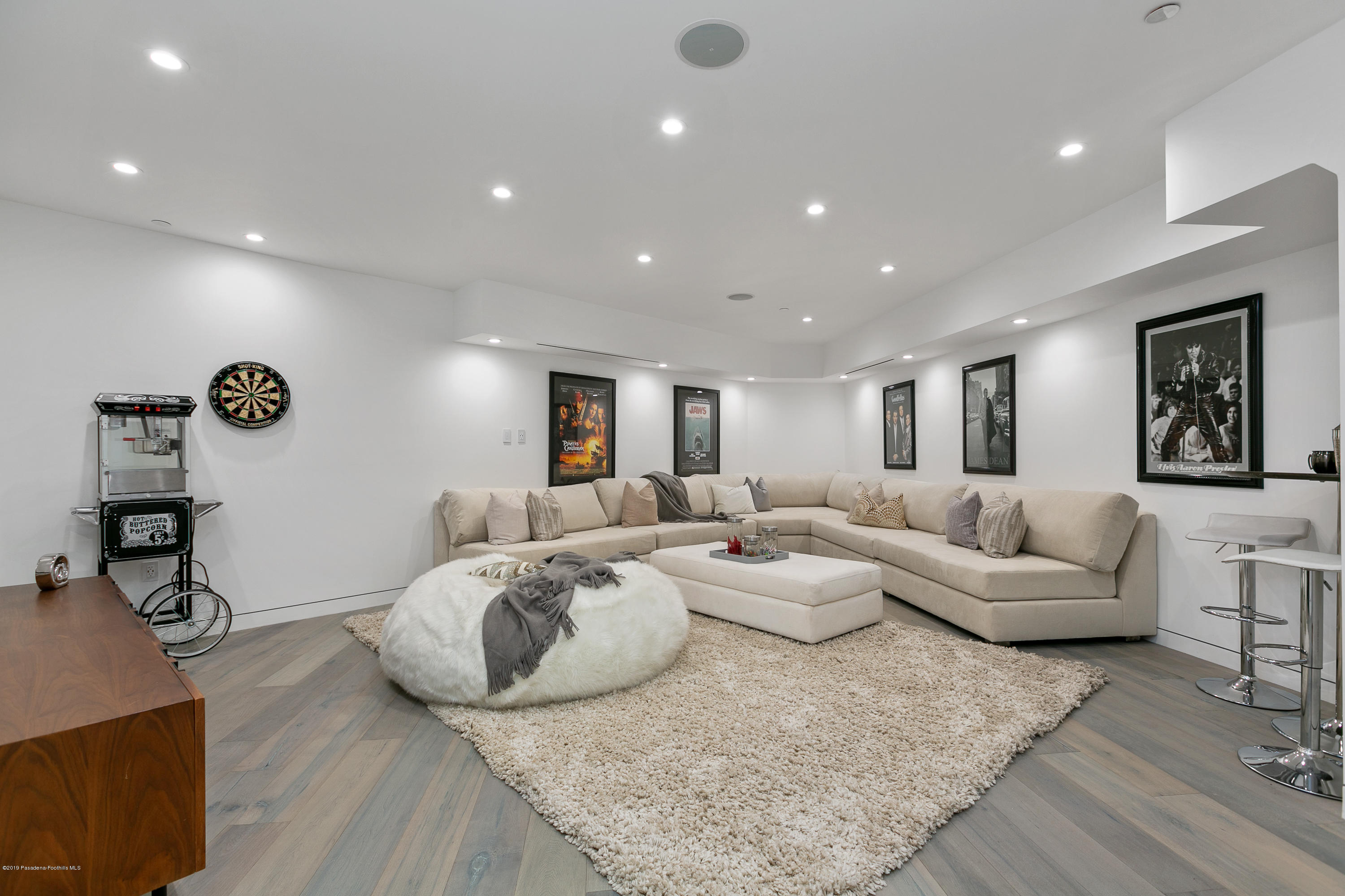 4402 Wasatch Drive La Canada Flintridge, CA 91011 - Photo 16 of 62 a living room with furniture and a wooden floor