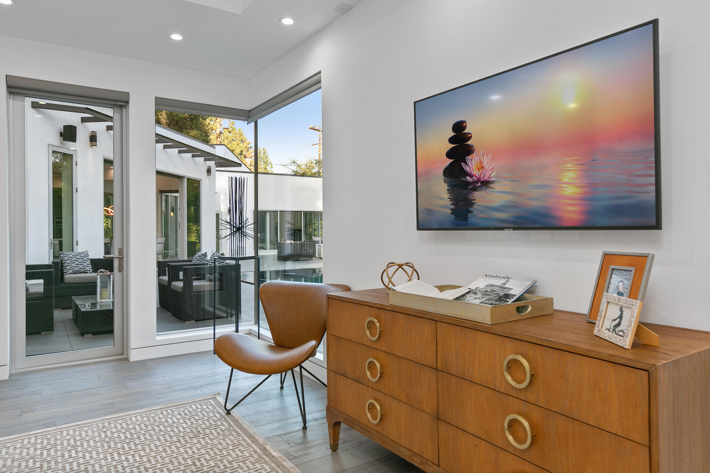 4402 Wasatch Drive La Canada Flintridge, CA 91011 - Photo 22 of 62 a living room with furniture and a flat screen tv