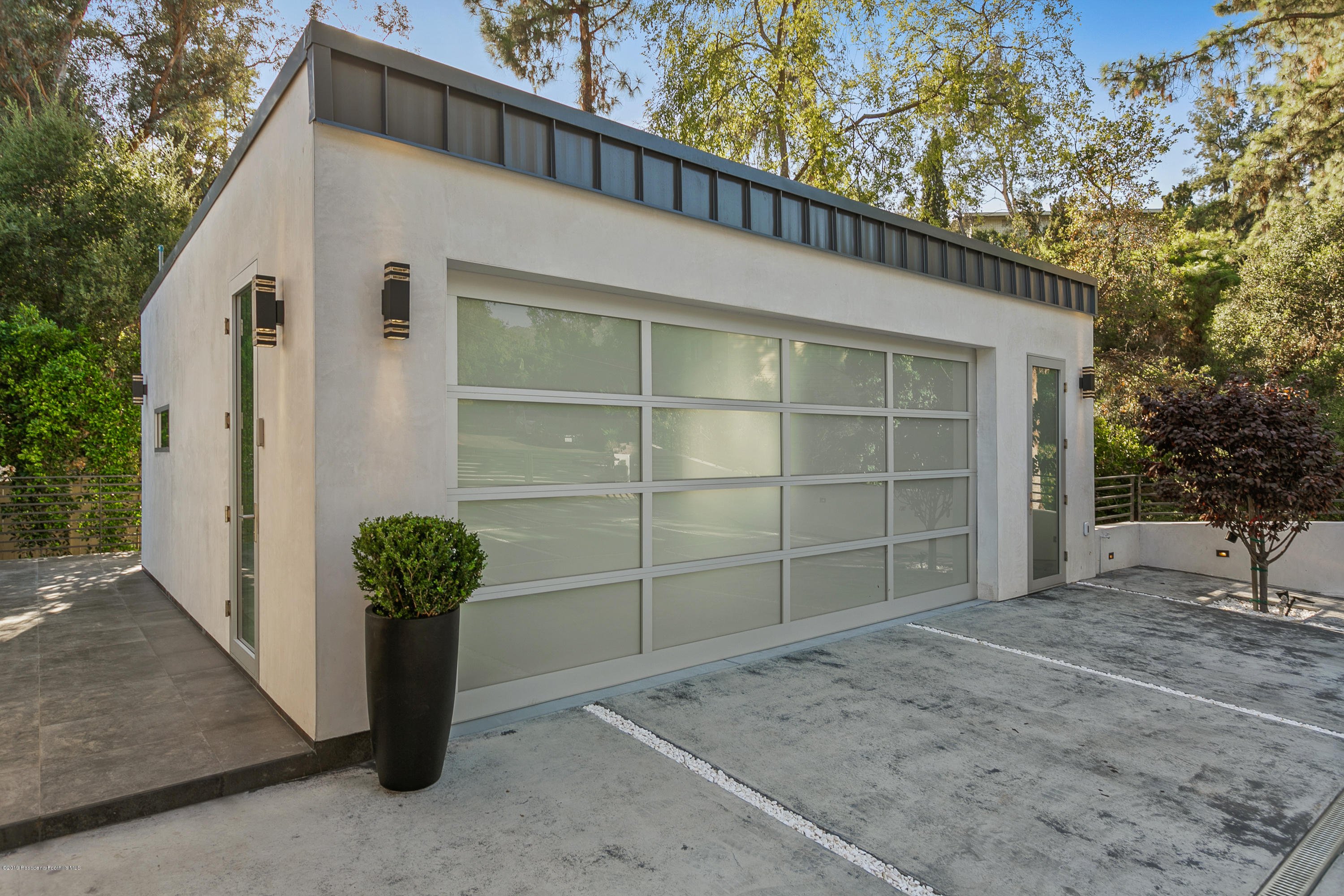 4402 Wasatch Drive La Canada Flintridge, CA 91011 - Photo 41 of 62 a view of a house with a yard