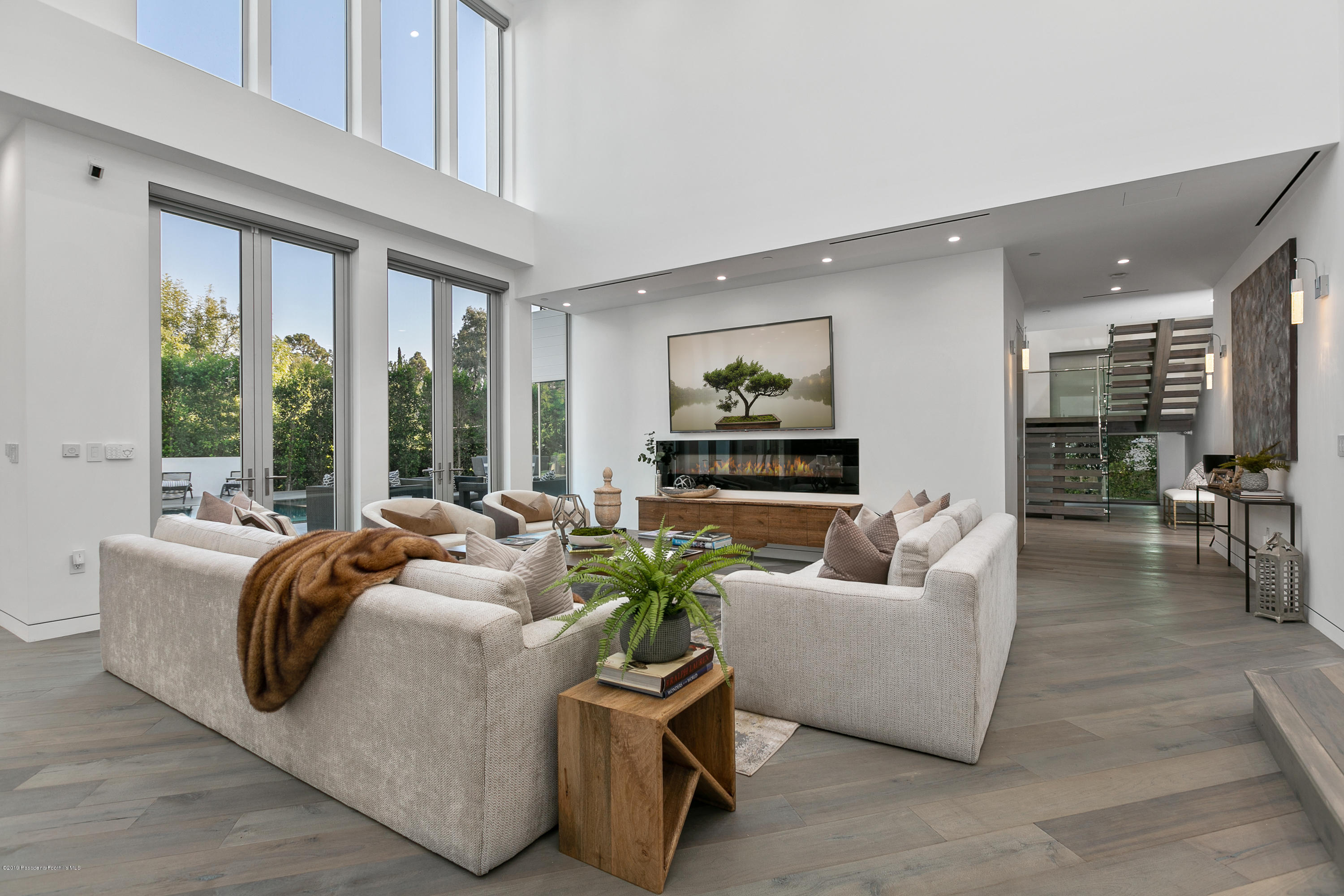 4402 Wasatch Drive La Canada Flintridge, CA 91011 - Photo 6 of 62 a living room with furniture and a large window