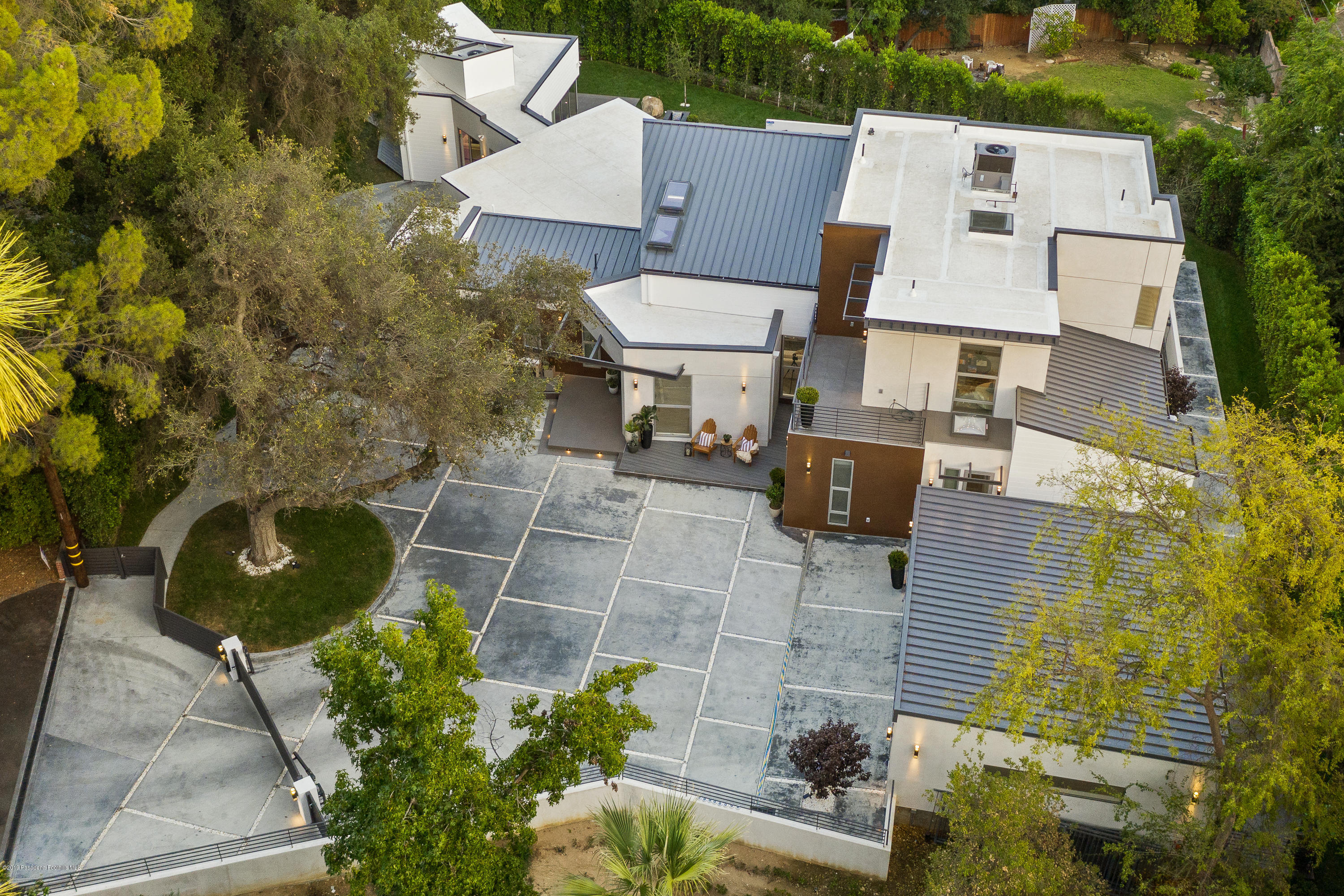 4402 Wasatch Drive La Canada Flintridge, CA 91011 - Photo 55 of 62 an aerial view of a house with a yard and trees