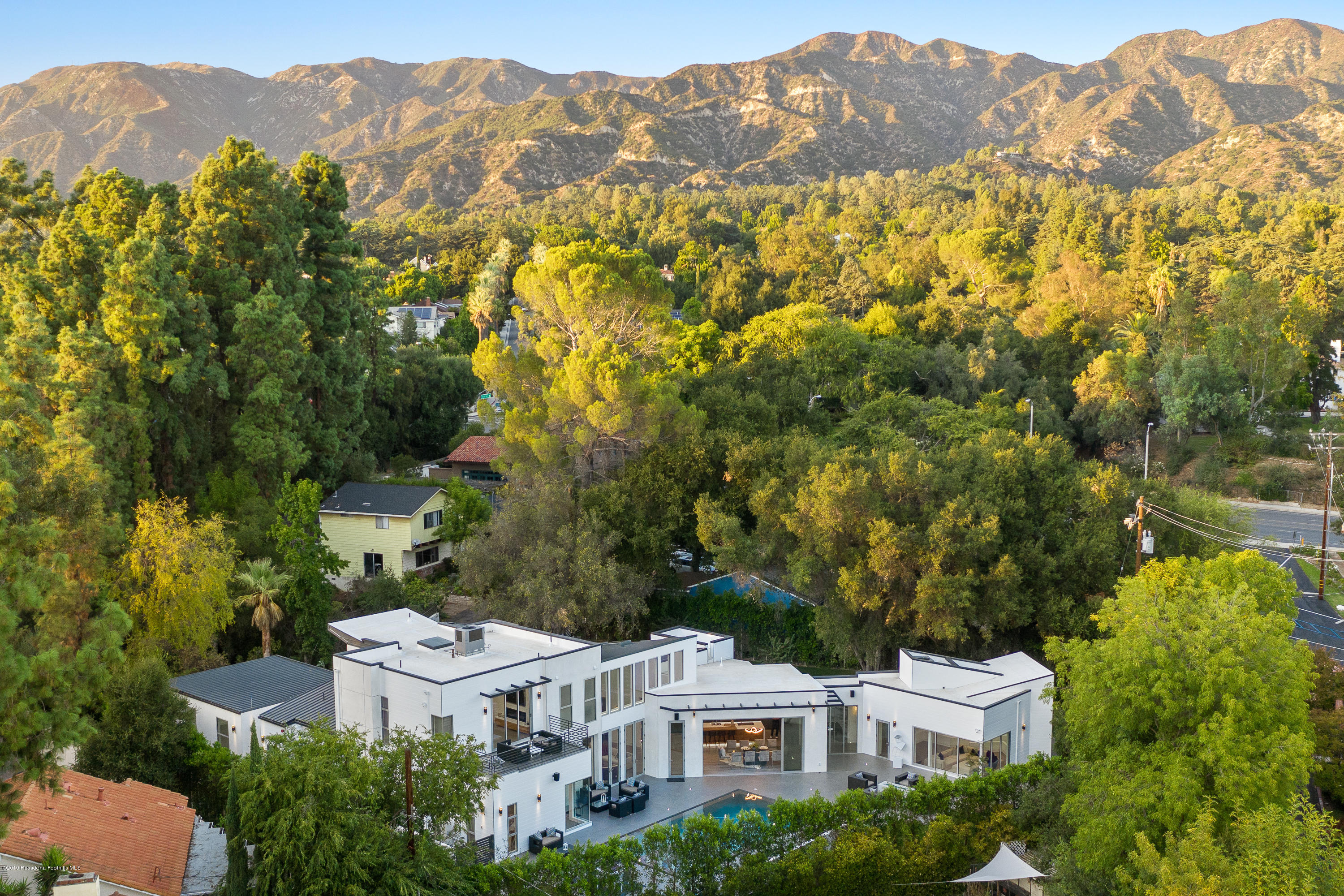 4402 Wasatch Drive La Canada Flintridge, CA 91011 - Photo 56 of 62 an aerial view of residential house with an outdoor space and balcony