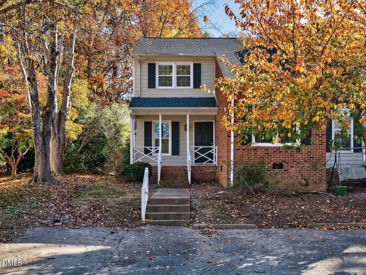 7306 Sweet Bay Lane Raleigh, NC 27615 - Photo 2 of 32 002-1280x960-front