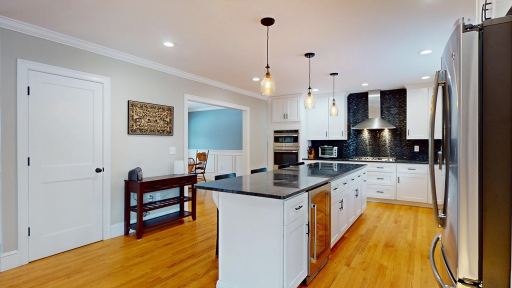 156 North Street North Reading, MA 01864 - Photo 8 of 34