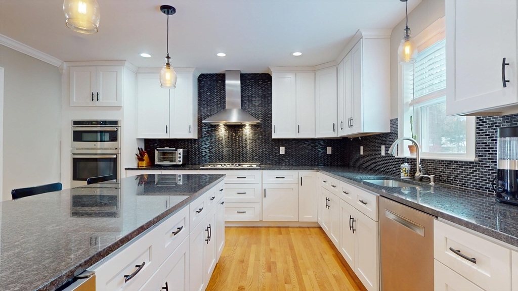 156 North Street North Reading, MA 01864 - Photo 9 of 34