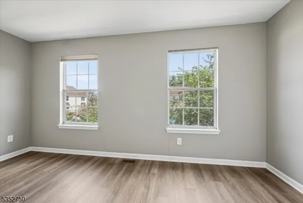 $2,800 | 907 Wetherburn Court, Flemington, NJ 08822