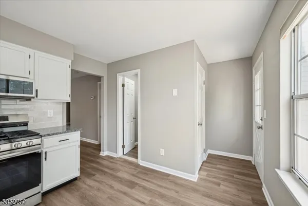 $2,800 | 907 Wetherburn Court, Flemington, NJ 08822