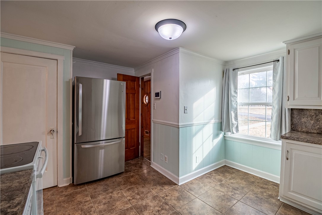 275 North Camp Street Decatur, IL 62522 - Photo 8 of 24