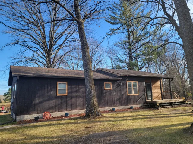 $299,900 | 39596 10th Avenue, Isle, MN 56342