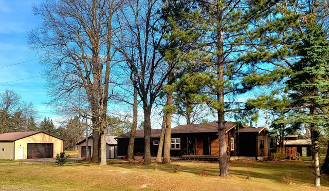 $299,900 | 39596 10th Avenue, Isle, MN 56342