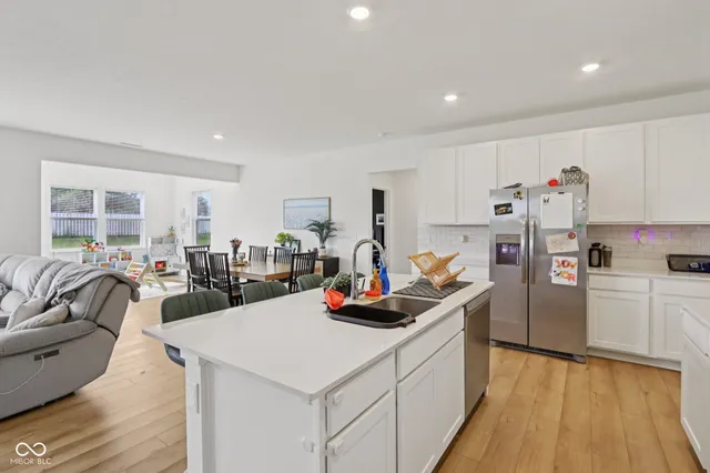 $434,999 | 7118 Estes Drive, Indianapolis, IN 46239