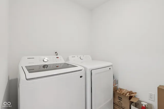 $434,999 | 7118 Estes Drive, Indianapolis, IN 46239