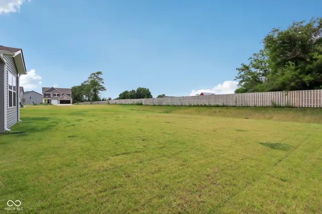 $434,999 | 7118 Estes Drive, Indianapolis, IN 46239