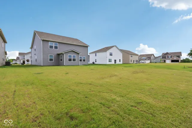 $434,999 | 7118 Estes Drive, Indianapolis, IN 46239